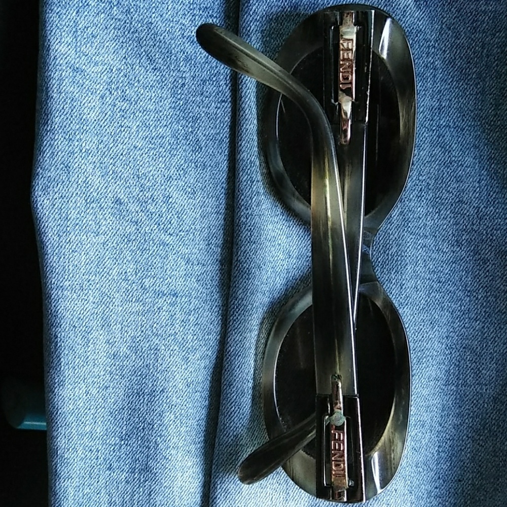 Fendi shades